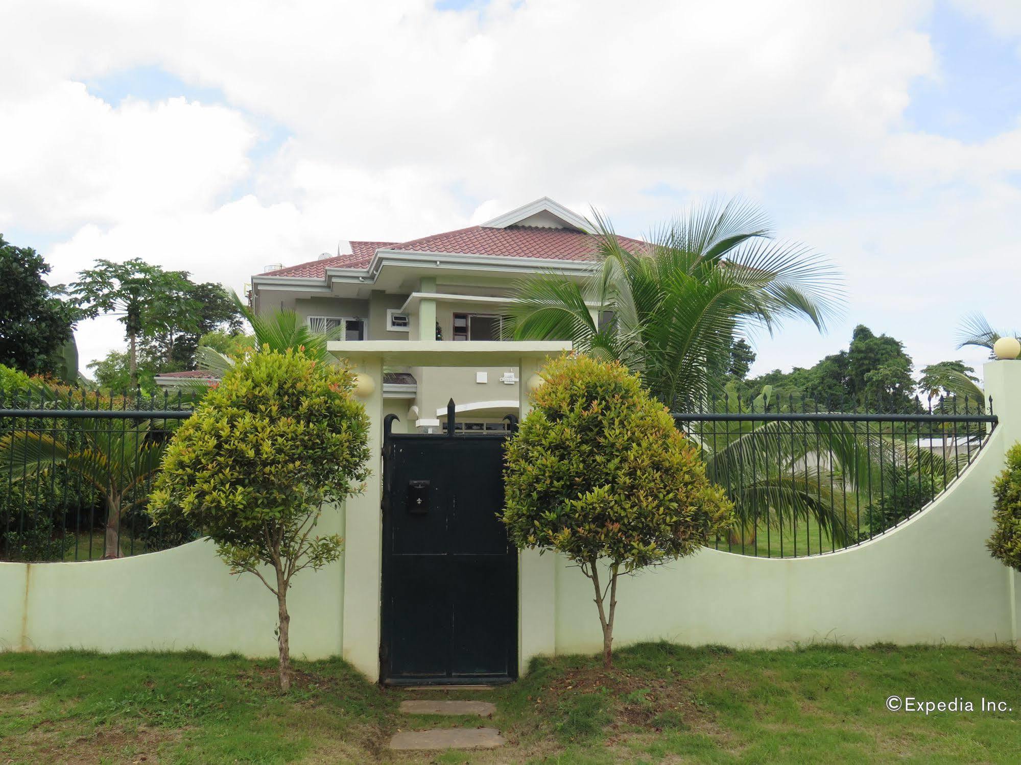 Oasi Fiore Bed & Breakfast Panglao Bagian luar foto